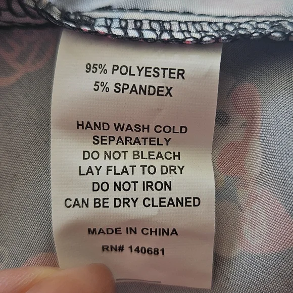 Hello Kitty x Unique Vintage‎ Call Me Love Flair Skirt Size 1x - Picture 8 of 8